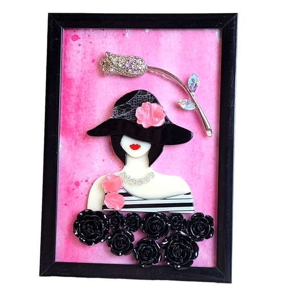 Framed Jewelry Art - Picture 1 of 5